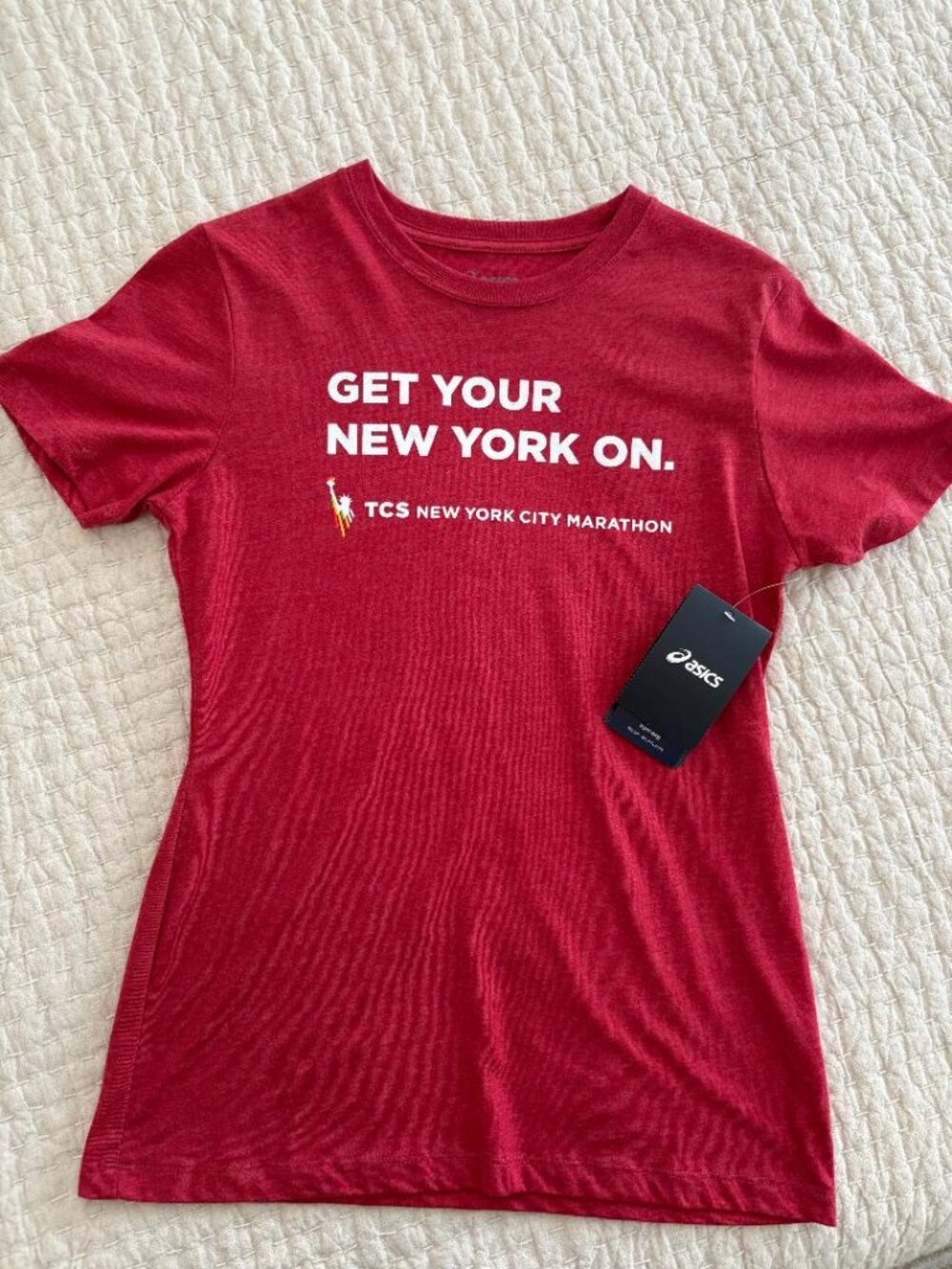 NWT New York Marathon Womens Small Red Shirt
